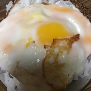 ノンオイルで　☆　目玉焼き丼